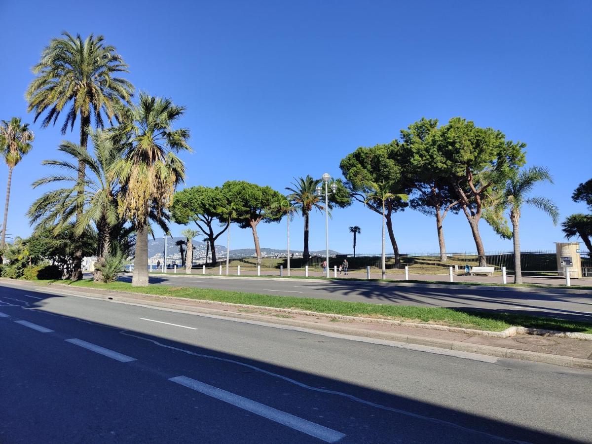 Le 323 Prom - 2 Chambres - Ac - Parking - Tram Et Supermarche Proches - Front De Mer Nice Luaran gambar